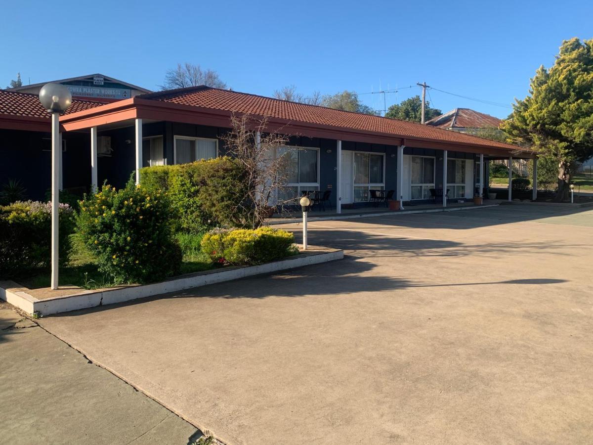 Countryman Motor Inn Cowra Ngoại thất bức ảnh