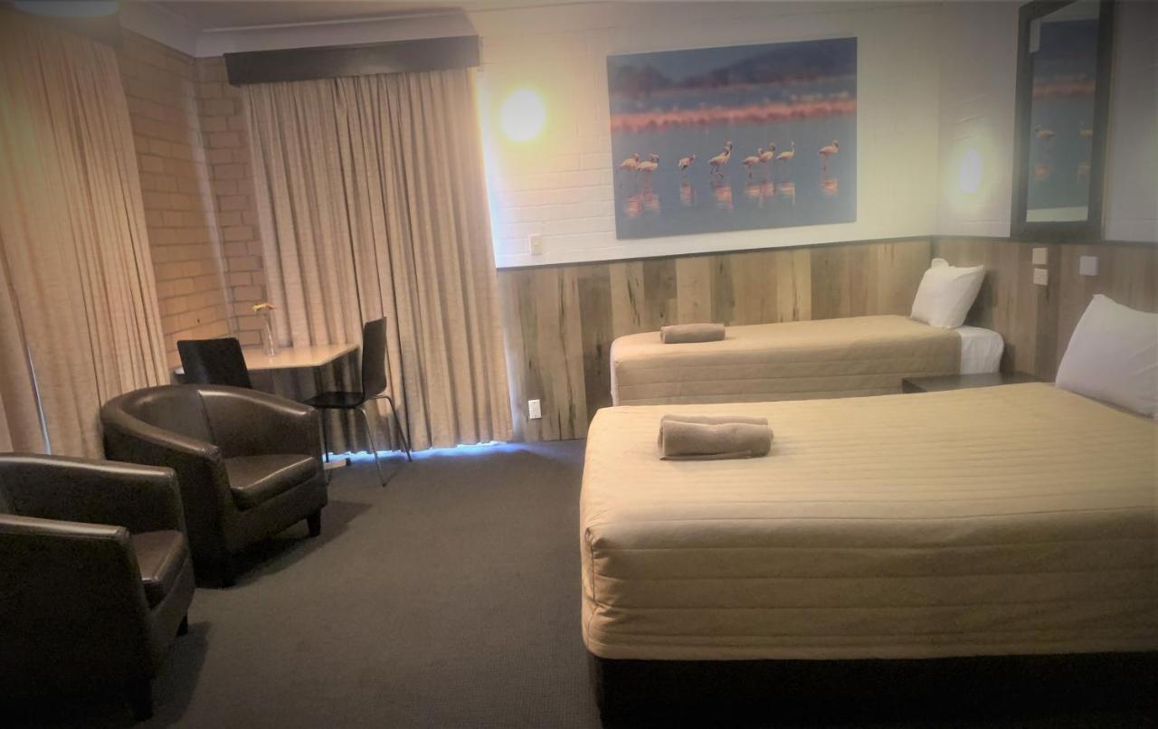 Countryman Motor Inn Cowra Ngoại thất bức ảnh
