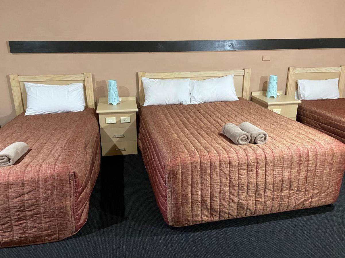 Countryman Motor Inn Cowra Ngoại thất bức ảnh