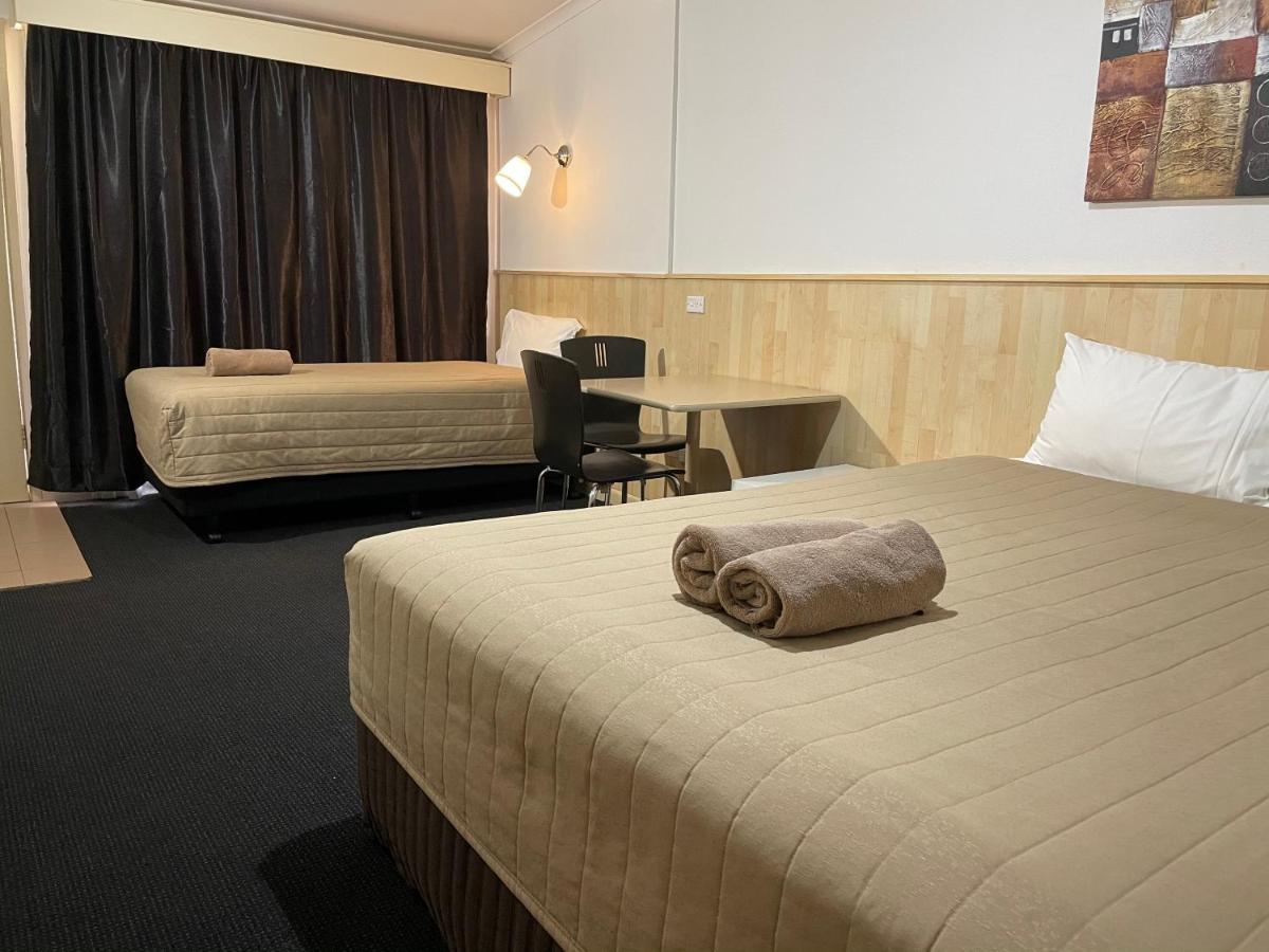 Countryman Motor Inn Cowra Ngoại thất bức ảnh