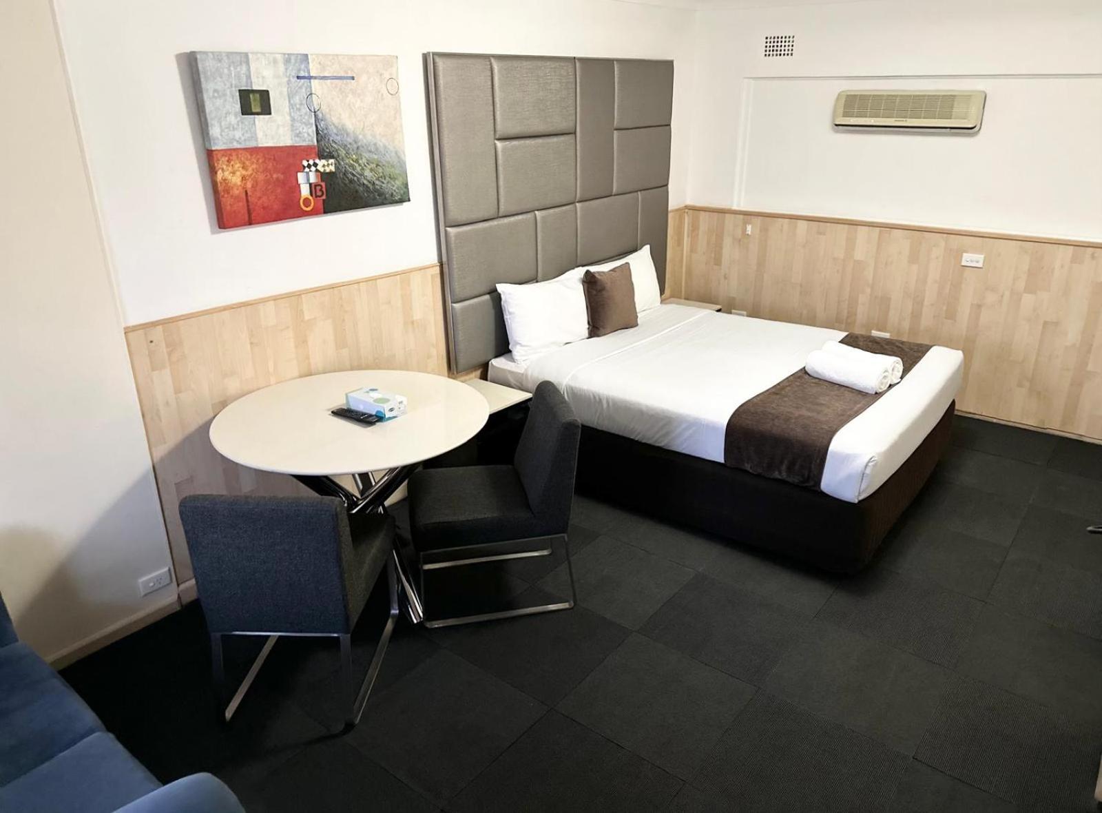 Countryman Motor Inn Cowra Ngoại thất bức ảnh
