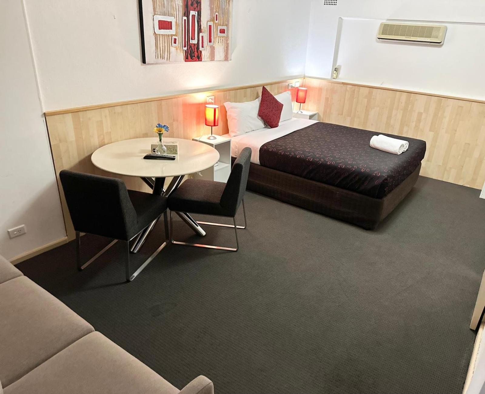 Countryman Motor Inn Cowra Ngoại thất bức ảnh